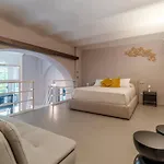 Studi Patrizi Dreaming Luxury Duplex アパート *